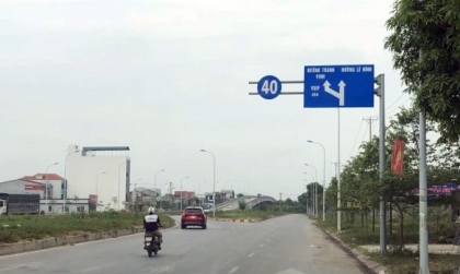 Mức phạt xe máy điều khiển xe chạy dưới tốc độ tối thiểu 